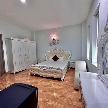 Royal Homestay Tuy Hoa Esterno foto