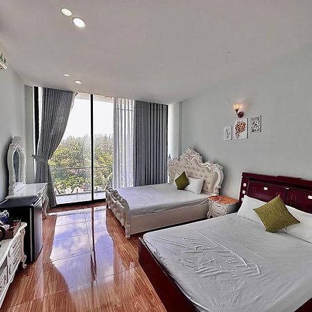 Royal Homestay Tuy Hoa Esterno foto
