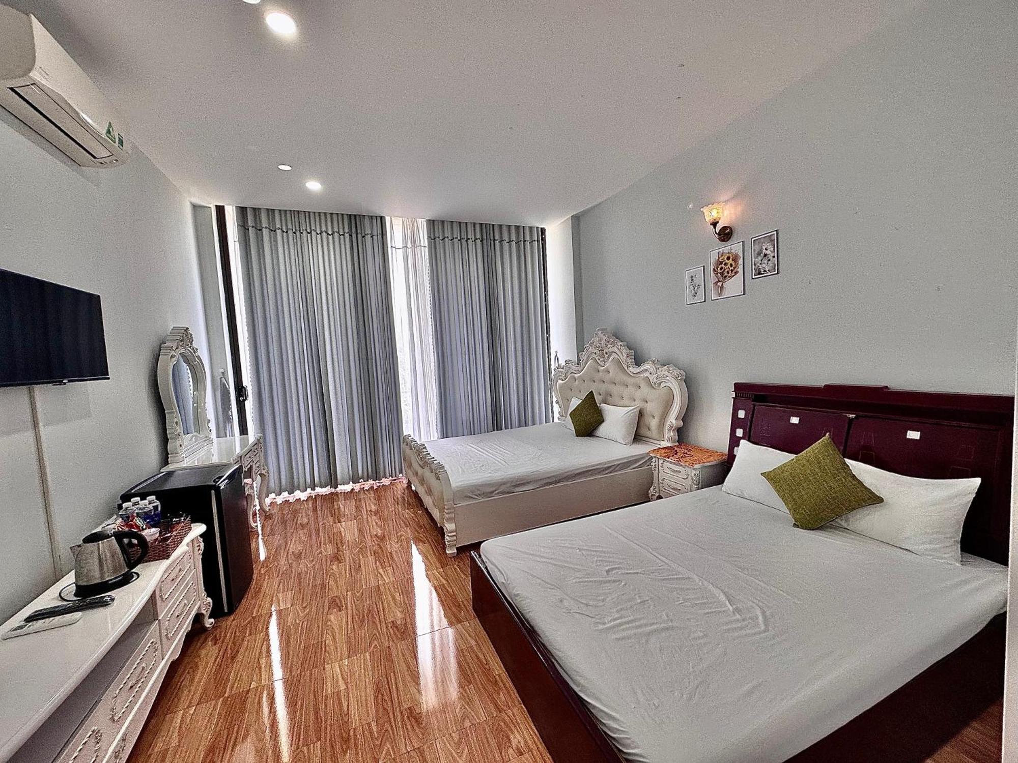 Royal Homestay Tuy Hoa Esterno foto